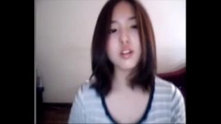 Korean Webcam Girl masturbating